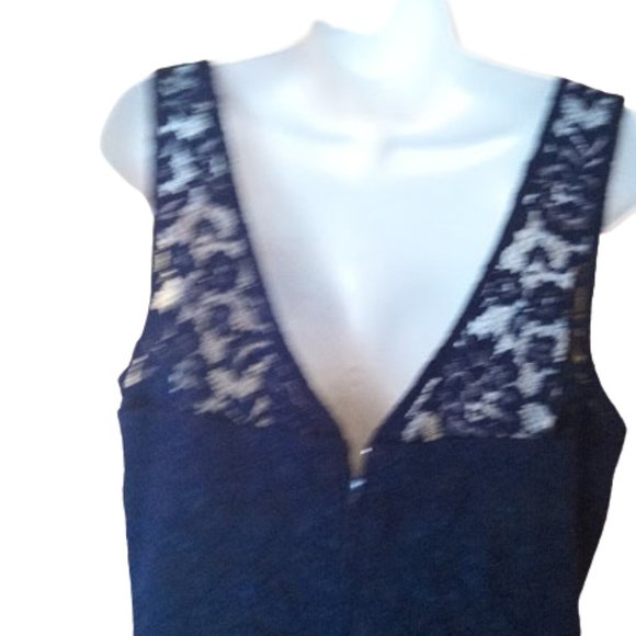 LE CHATEAU Black Lace Dress Size 16 New NWT - Picture 3 of 3